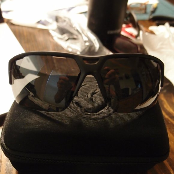 DRAGON ENDURO X WRAP SUNGLASSES-WITH HARD CASE. UNISEX NON POLAR - Picture 6 of 10